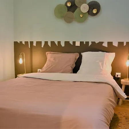 Small House With Pool *