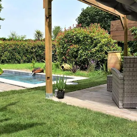 Small House With Pool *