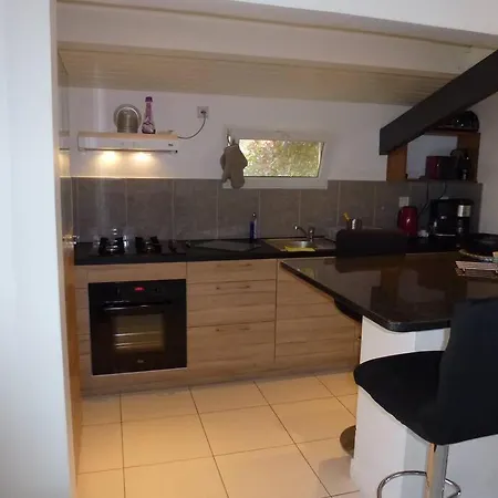 Nyaraló Small House With Pool