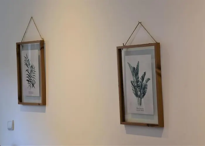 Small House With Pool Vakantiehuis